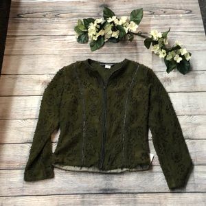 Lynn Cantin size small green long sleeve top